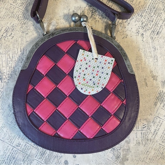 Skunkfunk Woven Clutch Purple and Pink crossbody bag - Picture 2 of 11